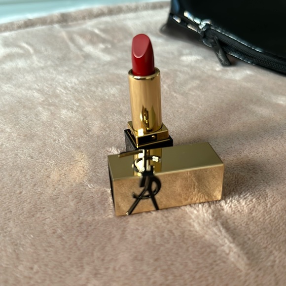 NWT YSL BEAUTE Cosmetic Bag with 4 mini products - Picture 11 of 14